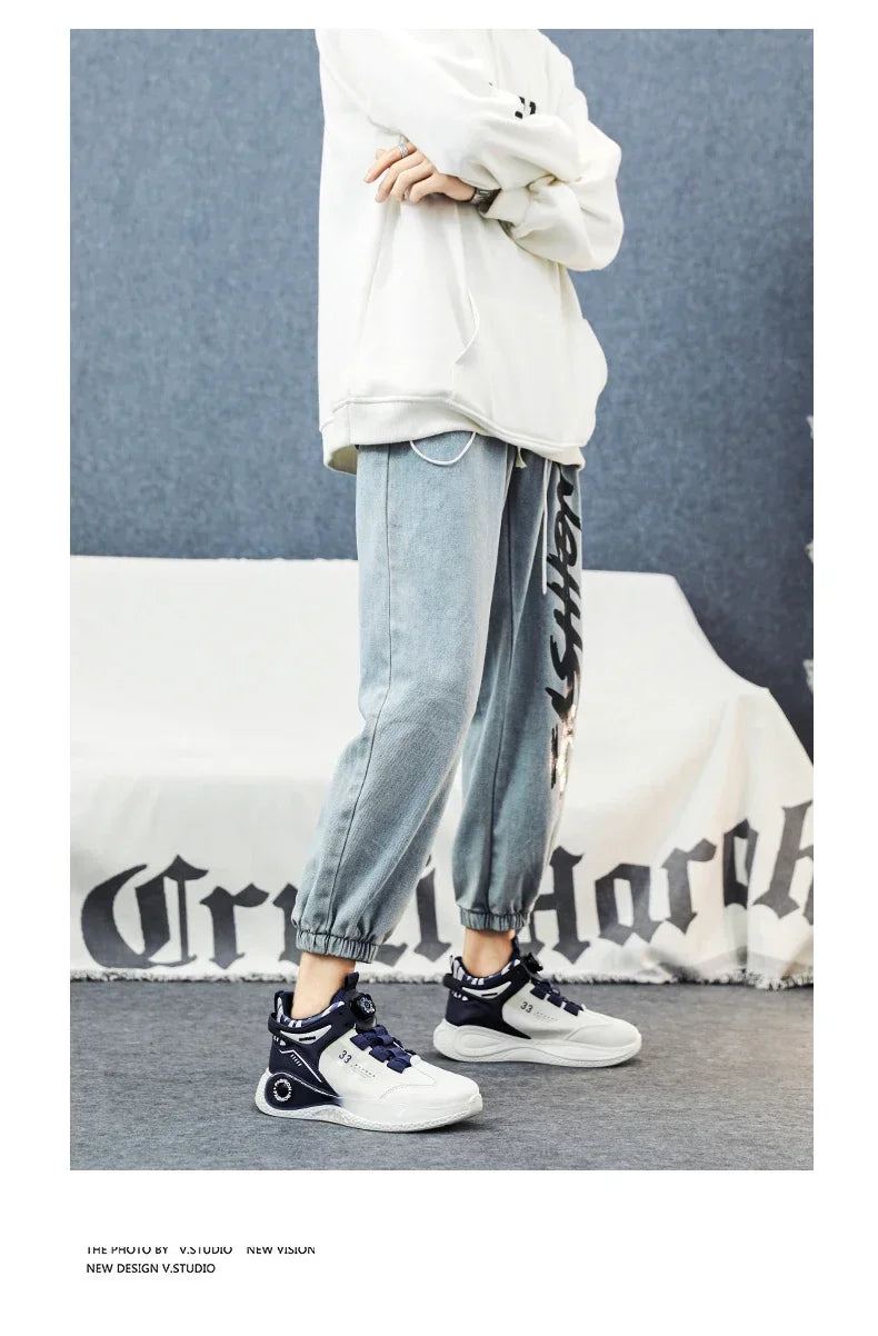 Men's Sneakers with Swivel Buckle, Comfortable, Non-slip, with Laces, Durable, for Outdoor Activities