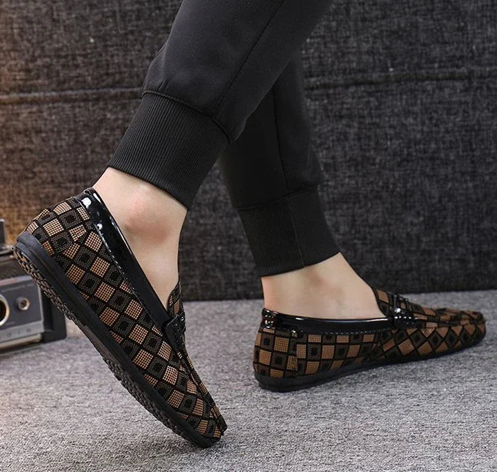 Leather Shoes for Men Round Toe Non Slip and Waterproof Loafers